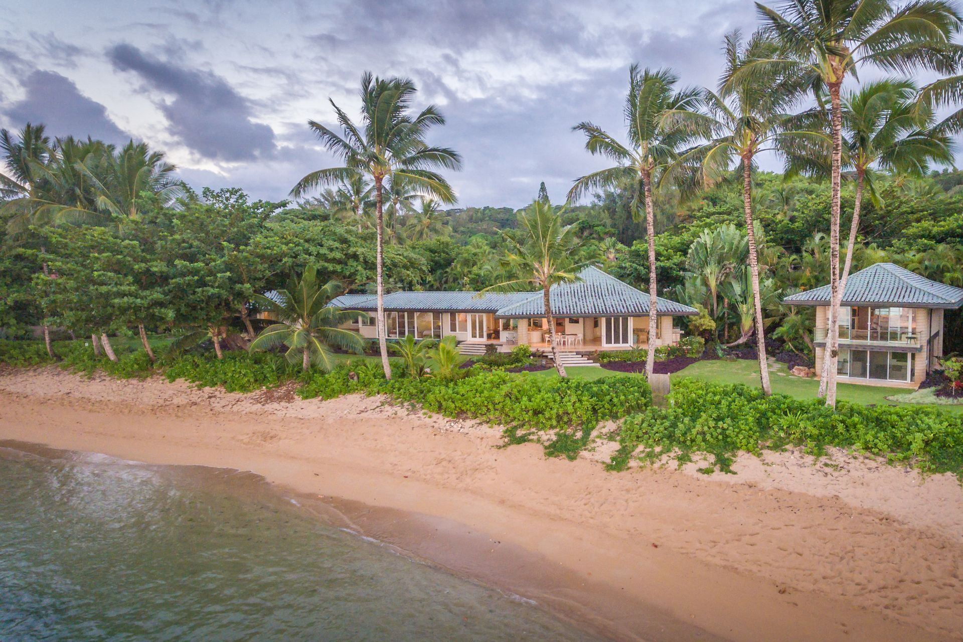 This Famous Filming Location In Hawaii Is Now Up For Sale